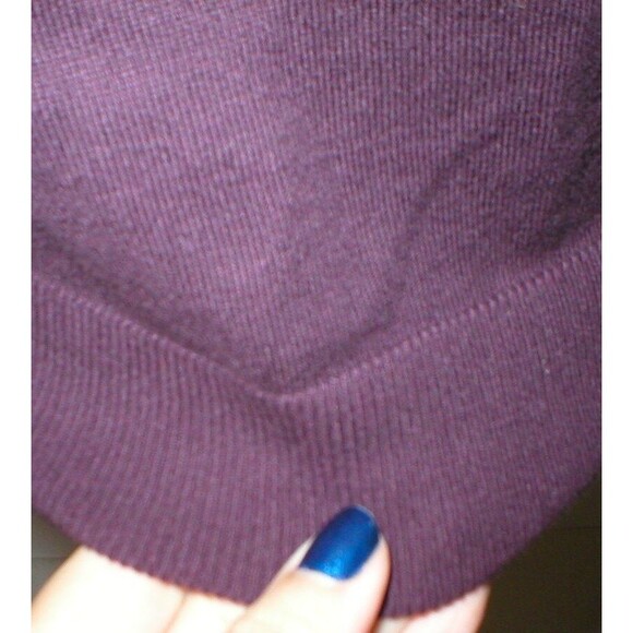 NWT Womens Worth New York Designer Sweater M Merlot Dark Red Wine Stitched V Top - Picture 5 of 9